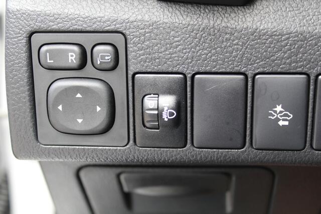 Toyota AURIS 1.8 Hybrid Energy Plus Rijklaar | Keyless | Sensoren | Camera | Cruise | Clima | Dealer onderhouden