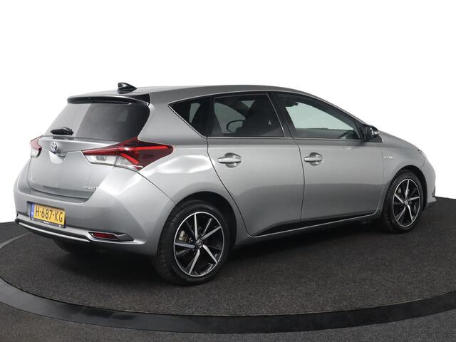 Toyota AURIS 1.8 Hybrid Dynamic Go | Navigatie | Cruise-Control | Parkeercamera |