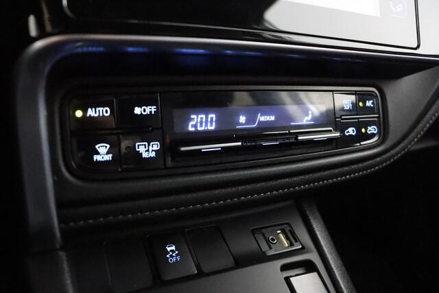 Toyota AURIS 1.8 Hybrid Dynamic Go | Navigatie | Cruise-Control | Parkeercamera |