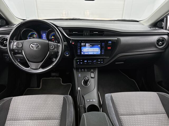 Toyota AURIS Touring Sports 1.8 Hybrid Dynamic Ultimate | Stoelverwarming | Climate Control | Cruise Control | DAB | Navigatie | Elektrisch verstel/inklapbare buitenspiegels | Achteruitrijcamera |