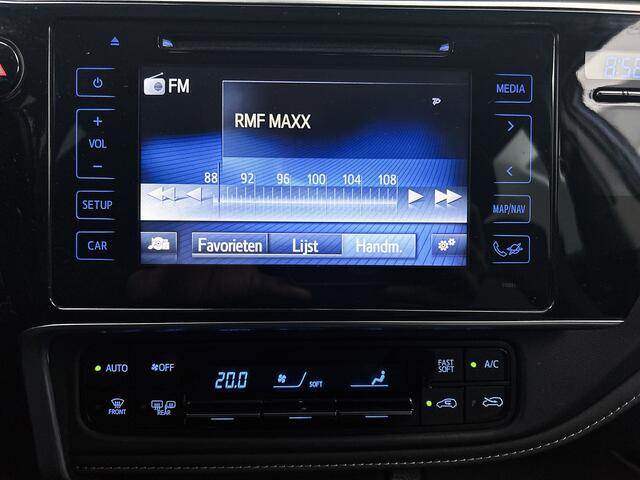 Toyota AURIS Touring Sports 1.8 Hybrid Dynamic Ultimate | Stoelverwarming | Climate Control | Cruise Control | DAB | Navigatie | Elektrisch verstel/inklapbare buitenspiegels | Achteruitrijcamera |