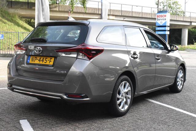 Toyota AURIS Touring Sports 1.2T Aspiration 100% Onderhouden | Navigatie | Camera | 12 mnd BOVAG garantie | Whatsapp 06-53188999