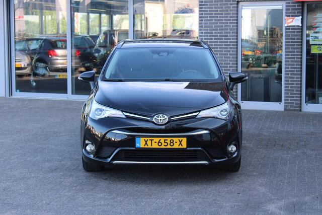 Toyota AVENSIS Touring Sports 1.8 VVT-i Team D Led/Camera/Automaat Incl Garantie!!