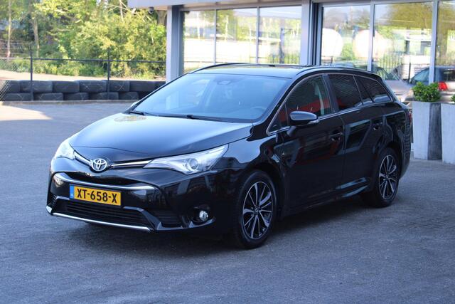 Toyota AVENSIS Touring Sports 1.8 VVT-i Team D Led/Camera/Automaat Incl Garantie!!