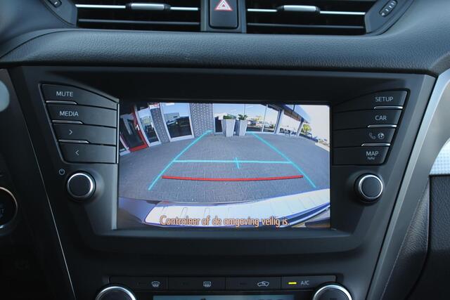 Toyota AVENSIS Touring Sports 1.8 VVT-i Team D Led/Camera/Automaat Incl Garantie!!