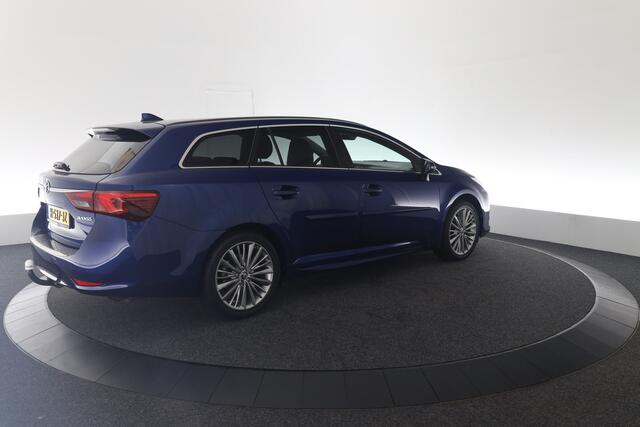 Toyota AVENSIS Touring Sports 1.8 VVT-i Executive Business