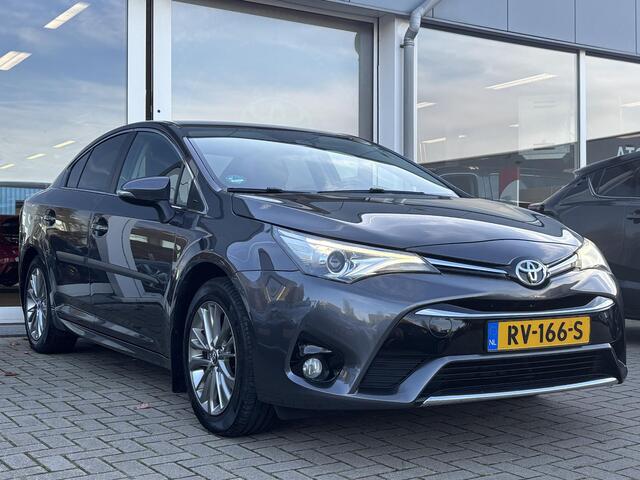 Toyota AVENSIS 1.8 VVT-i Executive | Navigatie | Stoelverwarming | Leder | NL auto | 1ste eigenaar | Volledig onderhouden!