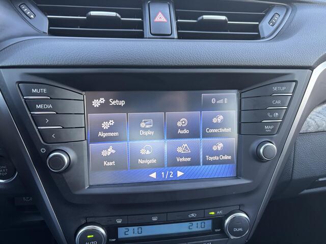 Toyota AVENSIS 1.8 VVT-i Executive | Navigatie | Stoelverwarming | Leder | NL auto | 1ste eigenaar | Volledig onderhouden!