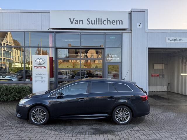 Toyota AVENSIS Touring Sports 2.0 VVT-i Executive Business Premium