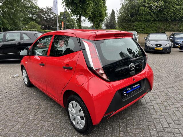 Toyota AYGO 1.0 VVT-i x-now 5 drs 1eEig|51dkm!|Airco|LED