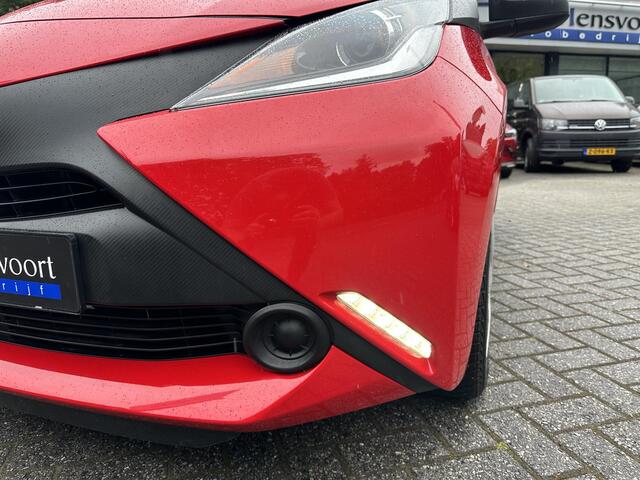 Toyota AYGO 1.0 VVT-i x-now 5 drs 1eEig|51dkm!|Airco|LED