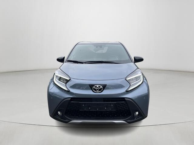Toyota AYGO X 1.0 VVT-i MT envy | Persian salt metallic met zwart dak | Nieuw uit voorraad leverbaar |