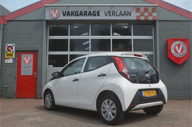 Toyota AYGO 1.0 VVT-i x 5 deurs 12 mnd. gar.