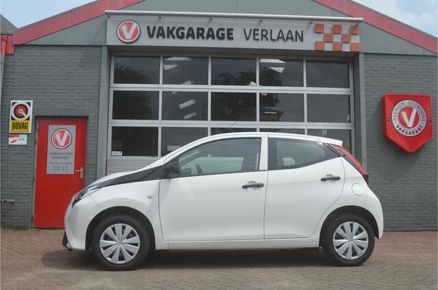 Toyota AYGO 1.0 VVT-i x 5 deurs 12 mnd. gar.