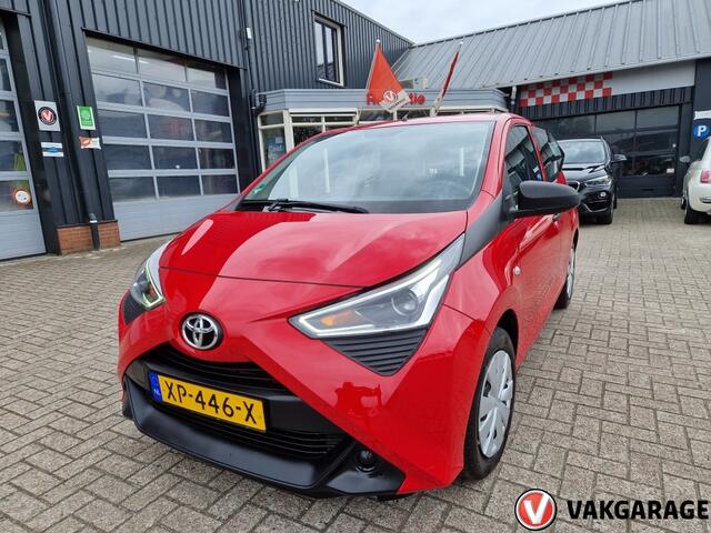 Toyota AYGO 1.0 VVT-i x-fun