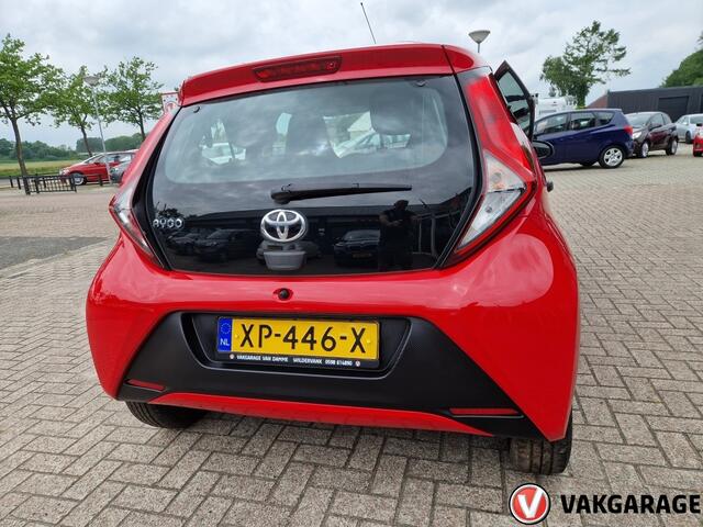 Toyota AYGO 1.0 VVT-i x-fun