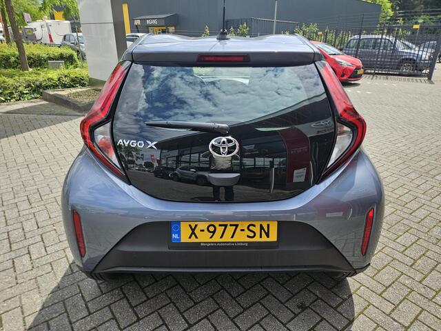 Toyota AYGO X 1.0 VVT-i MT play | DEMO