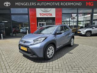 toyota-aygo-x-1.0-vvt-i-mt-play--d