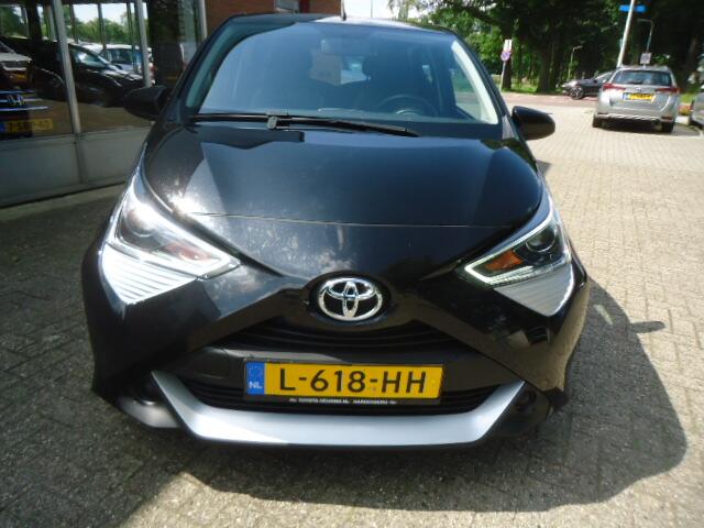 Toyota AYGO 1.0 VVT-i x-play