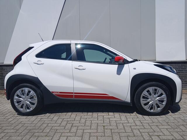 Toyota AYGO X 1.0 VVT-i MT Play met RED pakket