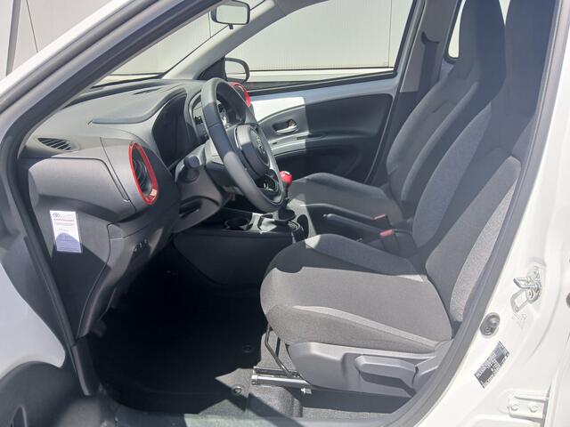 Toyota AYGO X 1.0 VVT-i MT Play met RED pakket