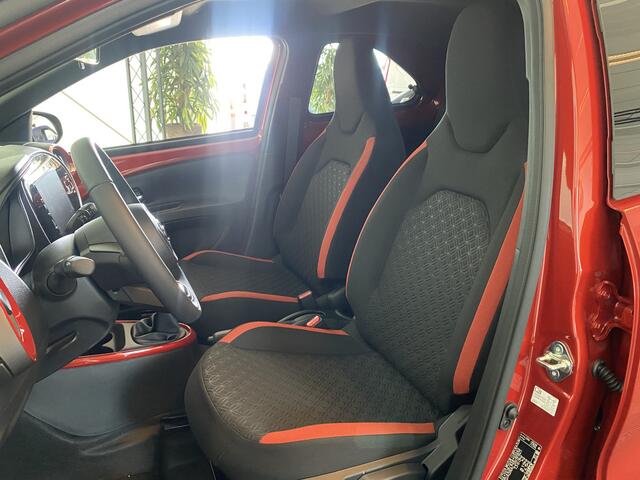 Toyota AYGO X 1.0 VVT-i MT Pulse | Apple Carplay | Camera | Bluetooth | ACC | DAB | Elek. Spiegels |