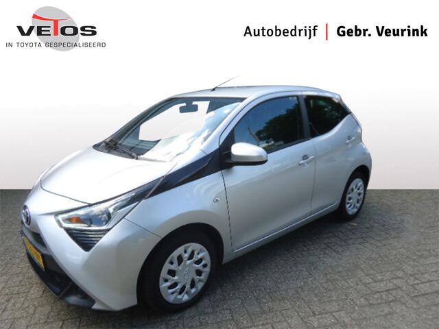 Toyota AYGO 1.0 VVT-i x-play