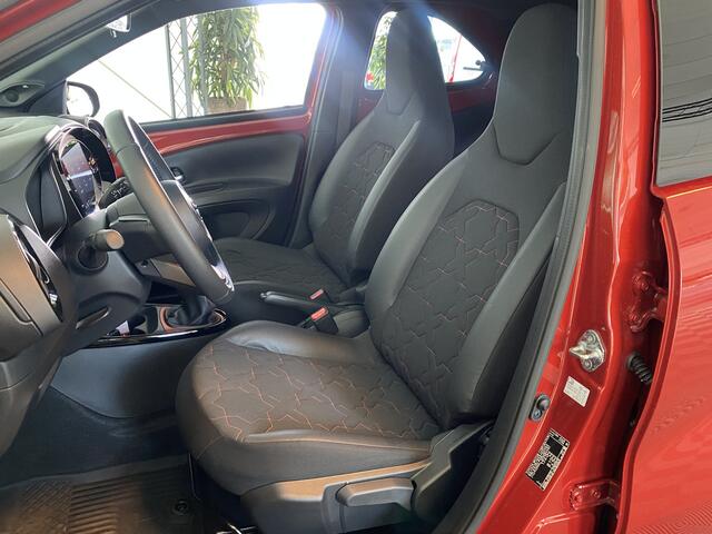 Toyota AYGO X 1.0 VVT-i MT Premium | Navi | Apple Carplay | Camera | P. Sensoren | Climate Control |