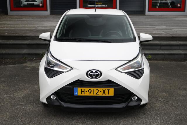 Toyota AYGO 1.0 VVT-i x-joy