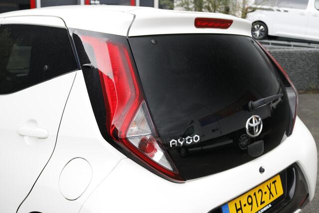 Toyota AYGO 1.0 VVT-i x-joy