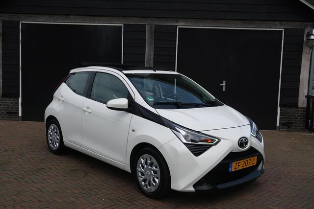 Toyota AYGO 1.0 VVT-i x-play carplay cabrio Navigatie Clima DAB+ Snelheid Limiter Camera