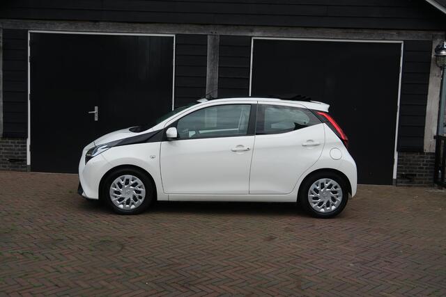 Toyota AYGO 1.0 VVT-i x-play carplay cabrio Navigatie Clima DAB+ Snelheid Limiter Camera