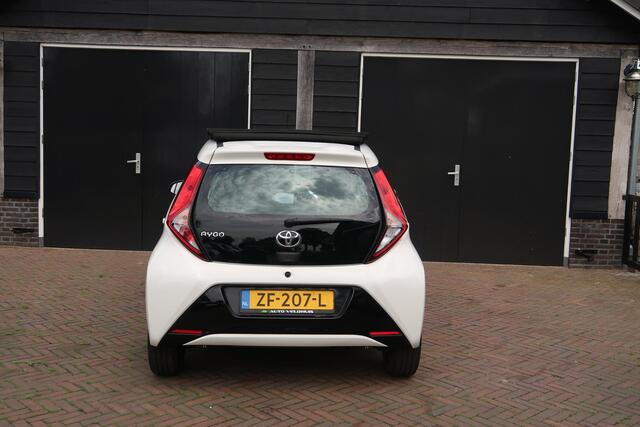 Toyota AYGO 1.0 VVT-i x-play carplay cabrio Navigatie Clima DAB+ Snelheid Limiter Camera