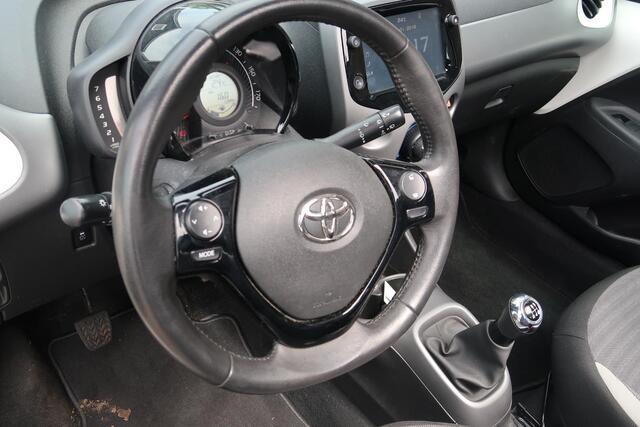 Toyota AYGO 1.0 VVT-i x-play carplay cabrio Navigatie Clima DAB+ Snelheid Limiter Camera