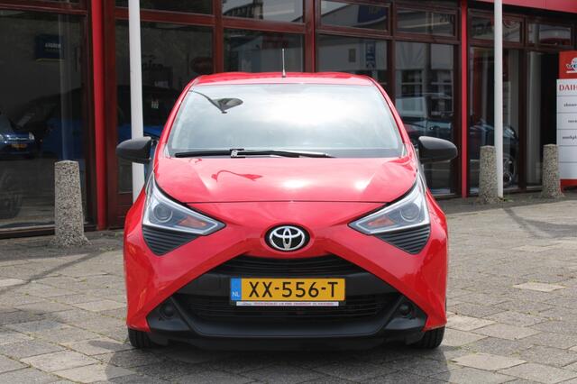 Toyota AYGO 1.0 VVT-i x-fun
