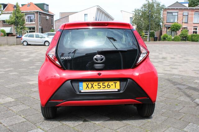 Toyota AYGO 1.0 VVT-i x-fun