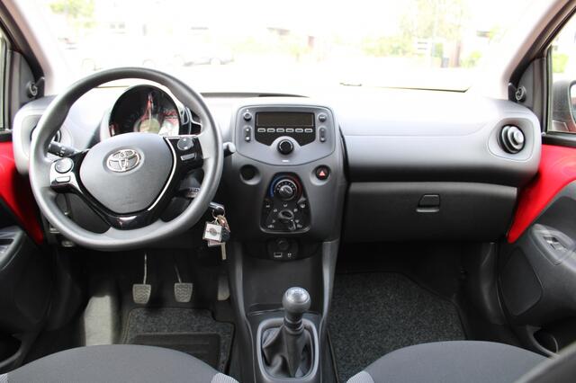Toyota AYGO 1.0 VVT-i x-fun