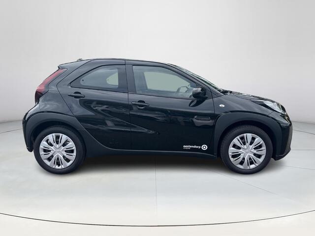 Toyota AYGO X 1.0 VVT-i MT play | Night Sky Black metallic | Demonstratie auto |