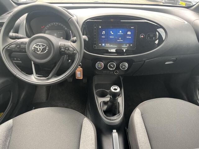 Toyota AYGO X 1.0 VVT-i MT play | Night Sky Black metallic | Demonstratie auto |