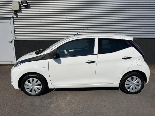 Toyota AYGO 1.0 VVT-i x-now Airco, Buetooth Bellen, 1e eign. Dealeronderhouden, 5-deurs, Speed-limiter