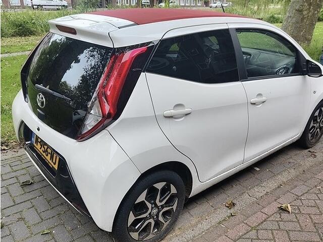 Toyota AYGO 1.0 VVT-i x-joy cabrio | AUTOMAAT | CARPLAY / ANDROID | CLIMATE CONTROL | LMV | BLUETOOTH