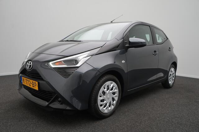 Toyota AYGO 1.0 VVT 73 PK x-play Camera Carplay Navi Airco LED