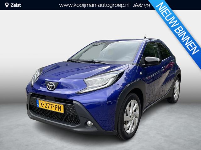Toyota AYGO X 1.0 VVT-i MT first