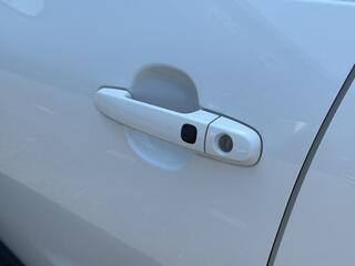 toyota-aygo-x-1.0-vvt-i-s-cvt-play-