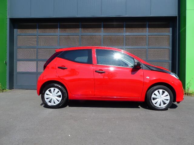 Toyota AYGO 1.0 VVT-i x-fun