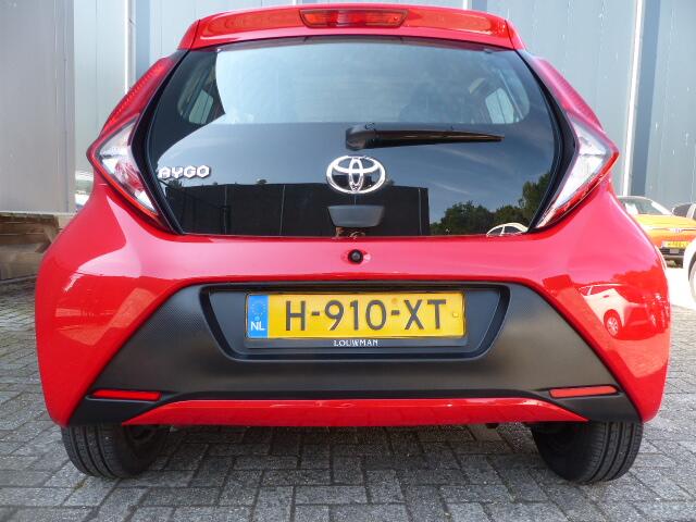 Toyota AYGO 1.0 VVT-i x-fun