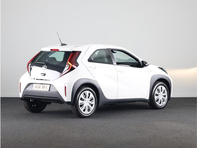 Toyota AYGO X 1.0 VVT-i MT play *DEMO* | Apple Carplay / Android Auto | Parkeercamera |