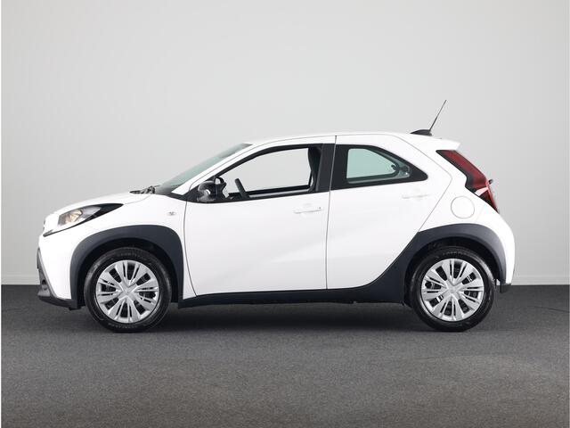 Toyota AYGO X 1.0 VVT-i MT play *DEMO* | Apple Carplay / Android Auto | Parkeercamera |