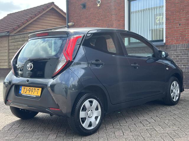 Toyota AYGO 1.0 VVT-i x-fun | LED | BOVAG GARANTIE |