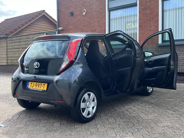 Toyota AYGO 1.0 VVT-i x-fun | LED | BOVAG GARANTIE |